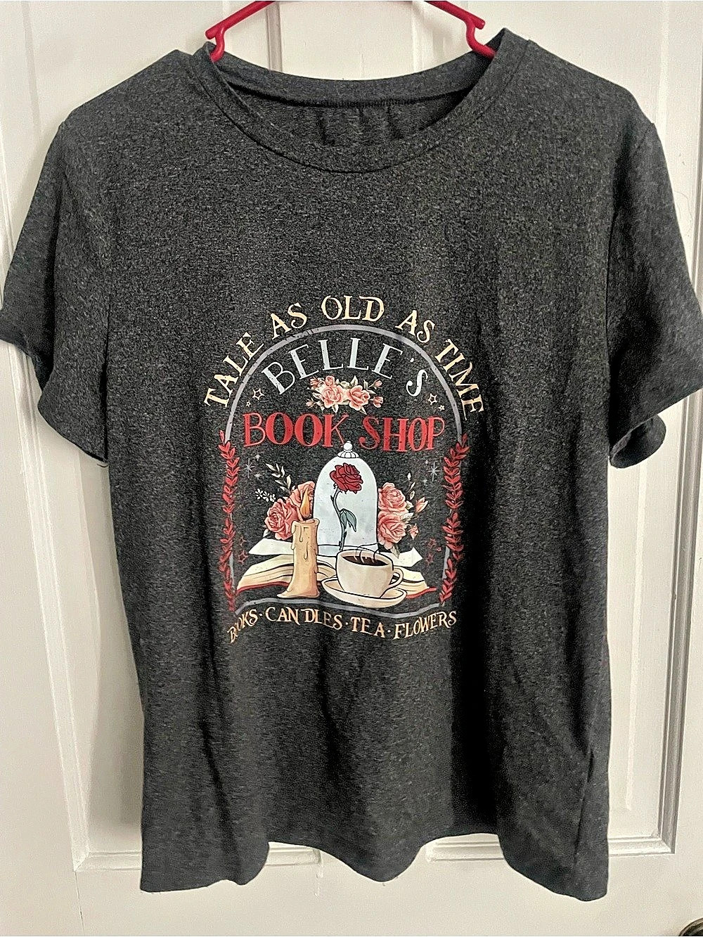 Disney Graphic Short Sleeve Tee in Gray Like New